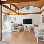 Semesterbostad 2 Bedroom Awesome In