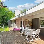 Semesterbostad 2 Bedroom Awesome In *