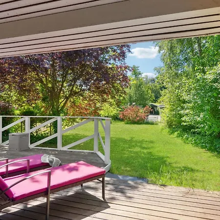 בית נופש 2 Bedroom Awesome In *