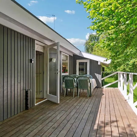 בית נופש 2 Bedroom Awesome In Jægerspris