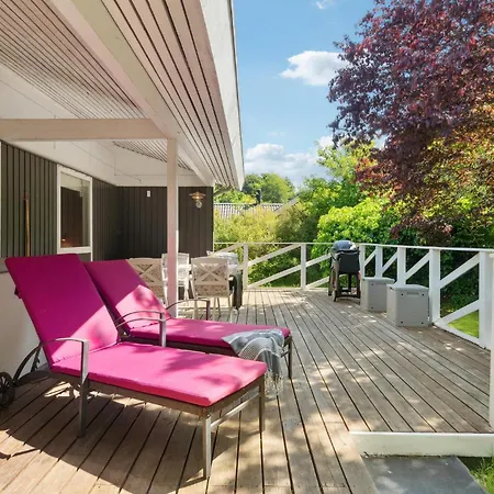Holiday home 2 Bedroom Awesome In Jaegerspris