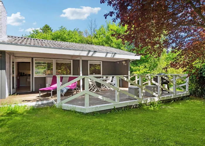 2 Bedroom Awesome In Jaegerspris